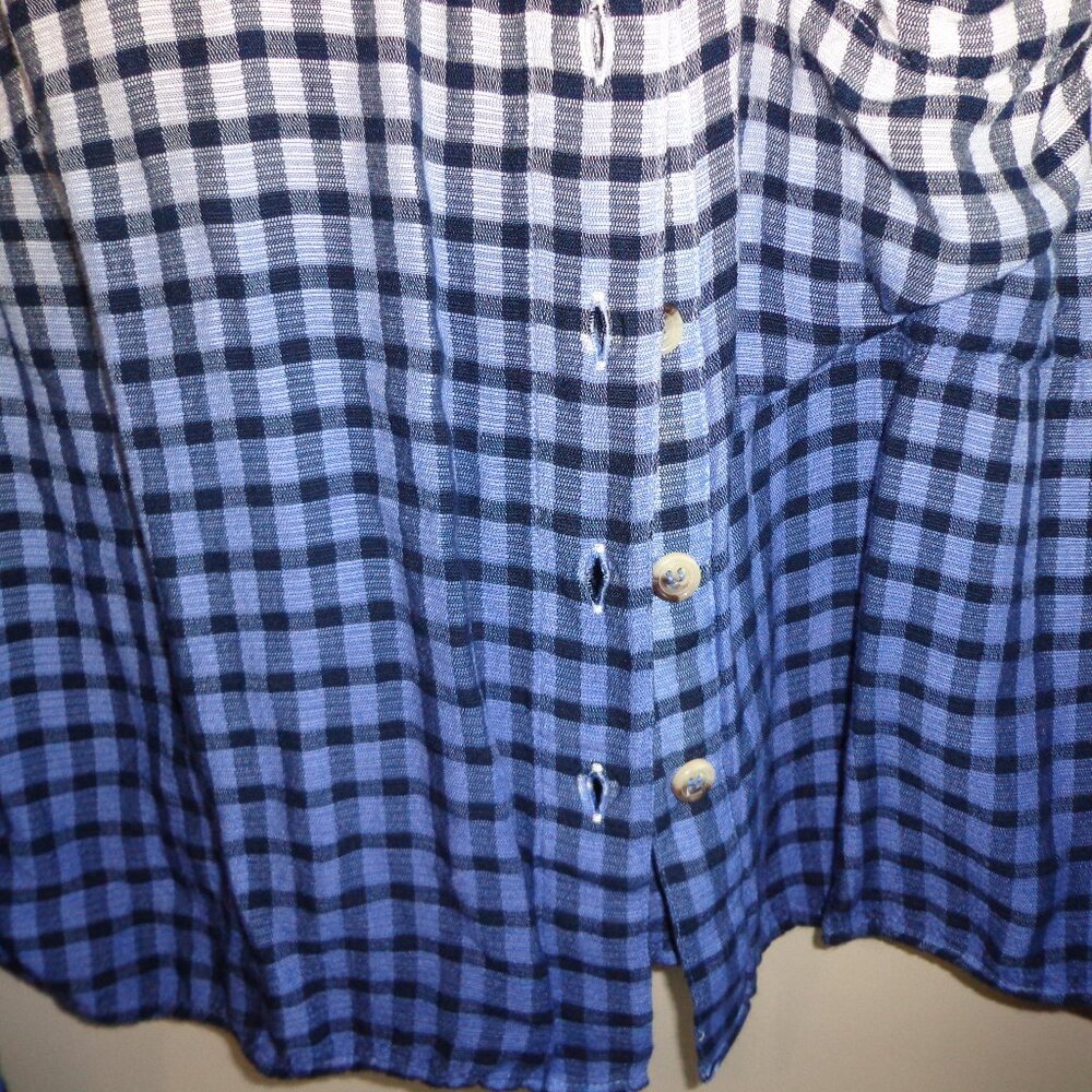 Free People Cropped Button Down Shirt M Checked Blues/White Long Sleeves Pocket - Picture 5 of 15